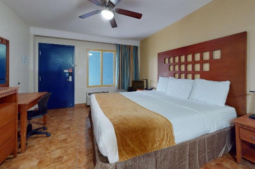 Rodeway Inn & Suites Fort Lauderdale Airport & Cruise Port image 28