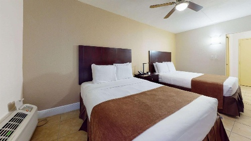 Rodeway Inn & Suites Fort Lauderdale Airport & Cruise Port image 4
